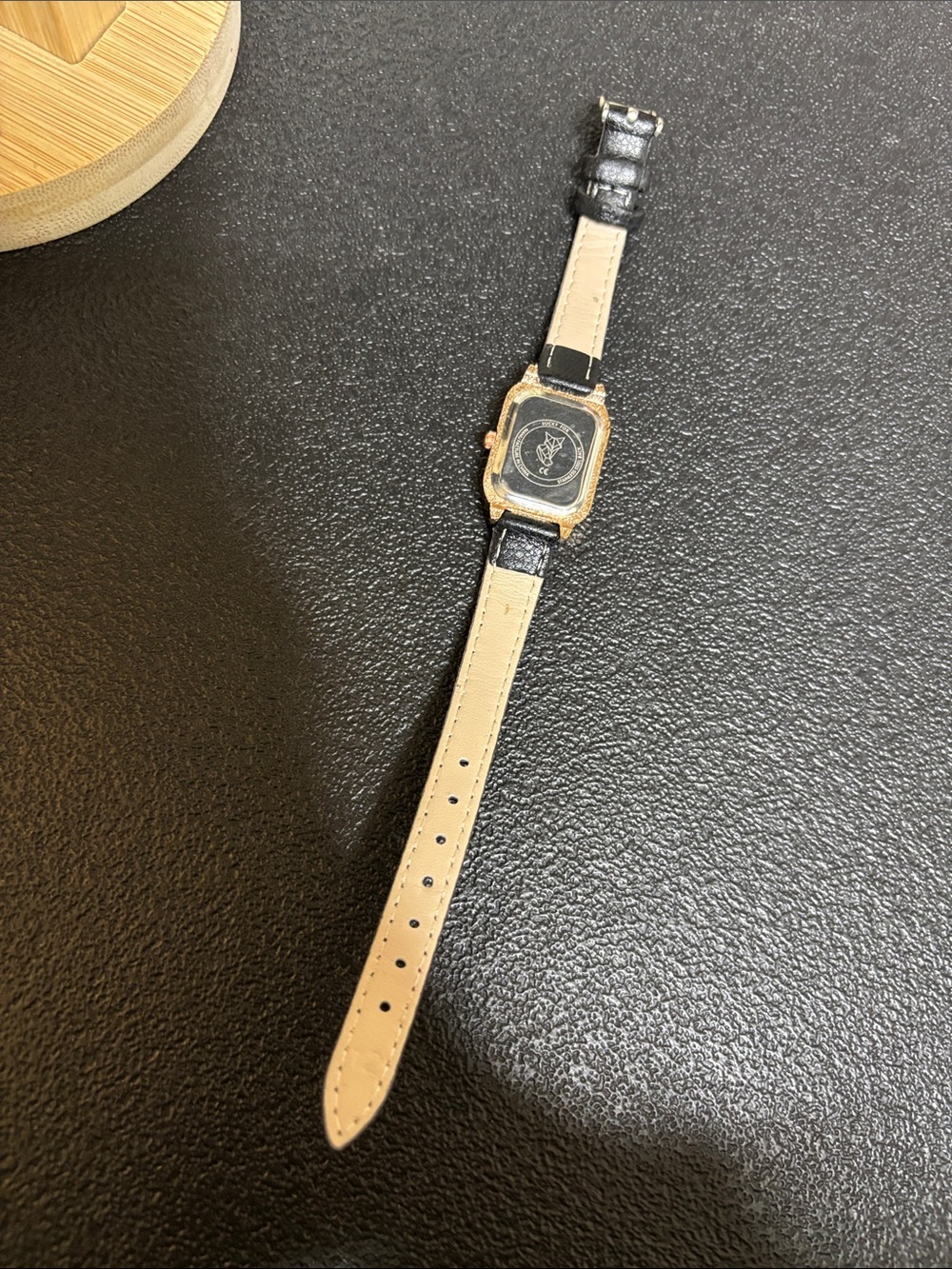 Lucky Fox Black Leather Band WORKING Rectangle Watch - Picture 5 of 6